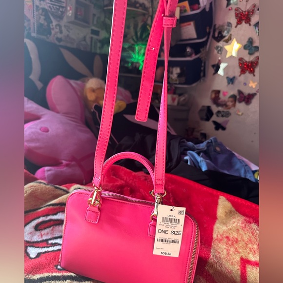 Small Fushia pink Crossbody purse INC brand NWT - Picture 8 of 16